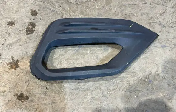 Front bumper lower grill
