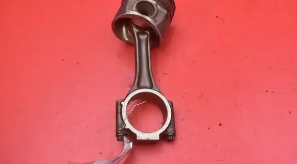 Piston