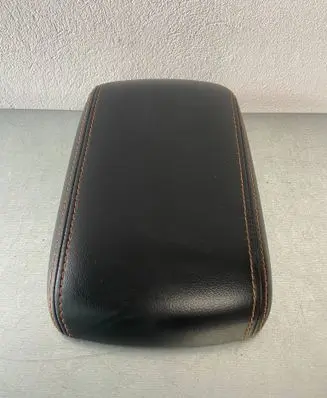 Subaru XV I Armrest 