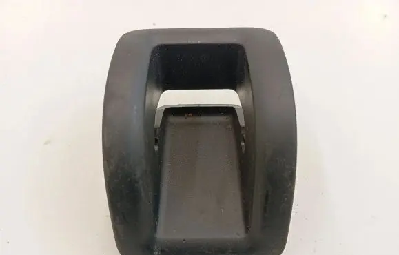 Audi Q7 4M ISOFIX cover 4M0887233