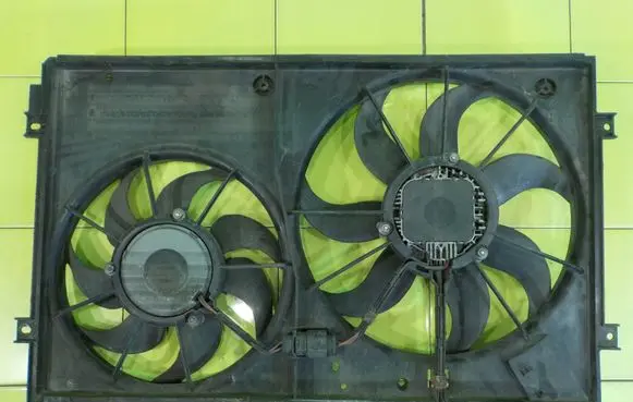 Volkswagen Scirocco Fan set 1K0121207