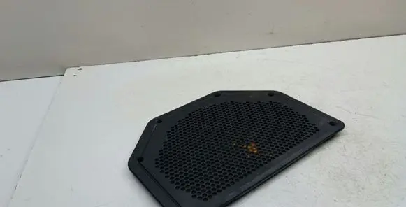 BMW 3 E92 E93 Subwoofer grill/trim 6925337