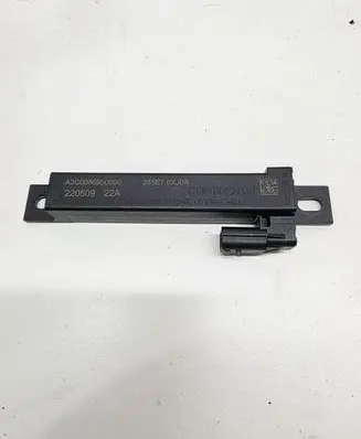 Nissan Qashqai J12 Keyless system antenna 285E76XJ0A