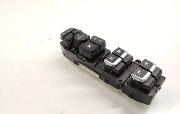 KIA Sorento Electric window control switch 93570C5GD0WK