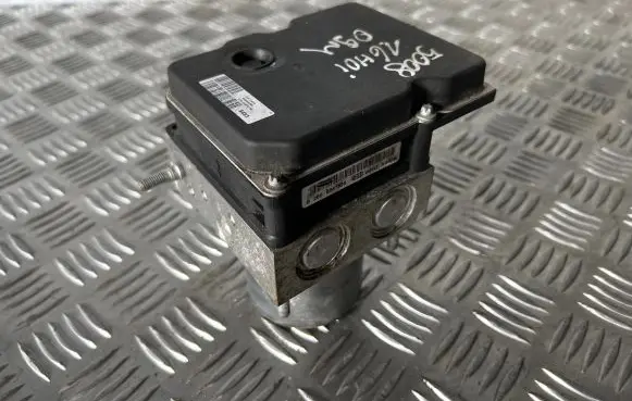 Peugeot 5008 ABS Pump 0265951325 00113K0058