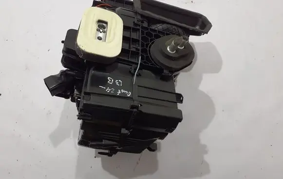 Interior heater climate box assembly