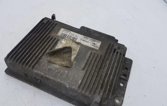 Renault Scenic I Engine control unit/module S113717115D 7700102303