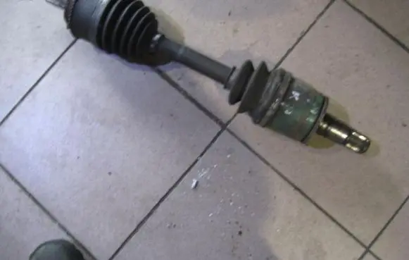 Mitsubishi Pajero Sport I Front driveshaft