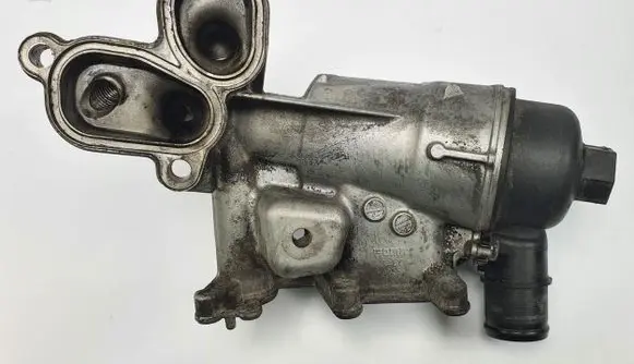 Renault Espace - Grand espace IV Oil filter mounting bracket 8200507878