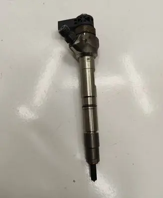 Audi A6 S6 C7 4G Fuel injector 04L130277