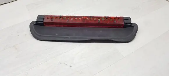 BMW 3 E90 E91 Third/center stoplight 168644