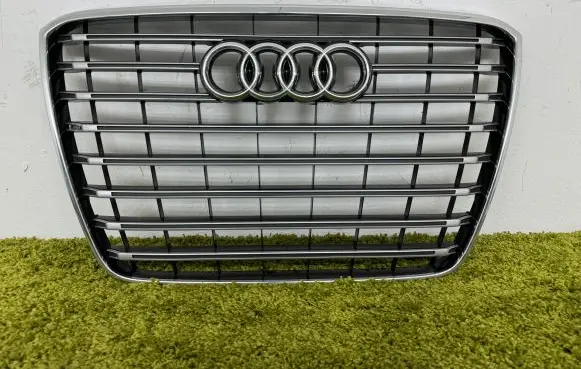 Audi A8 S8 D4 4H Front bumper upper radiator grill 4H0853651E