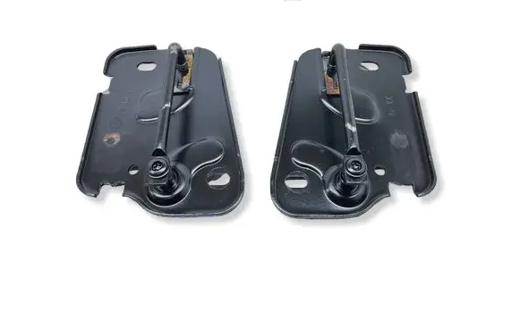 Audi A3 S3 8V Engine bonnet/hood lock/latch loop/hook 8V0823185B 8V0823186B