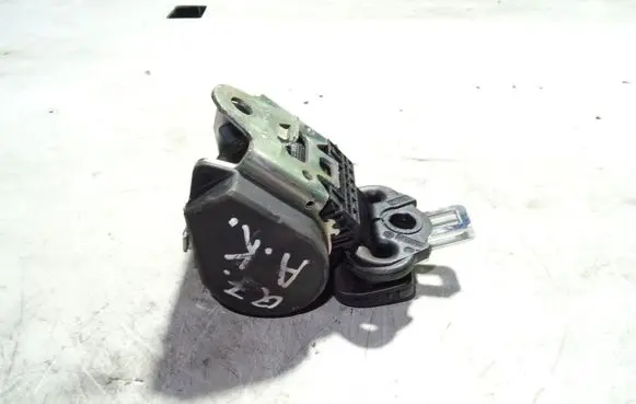 Audi Q7 4L Third row seat belt 4L0857811