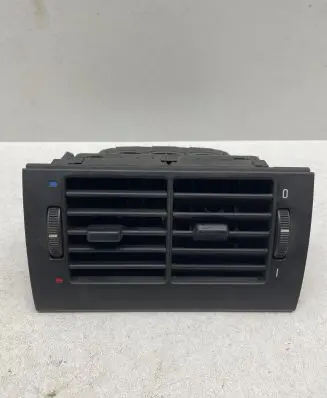 BMW 5 E39 Rear air vent grill 8376150