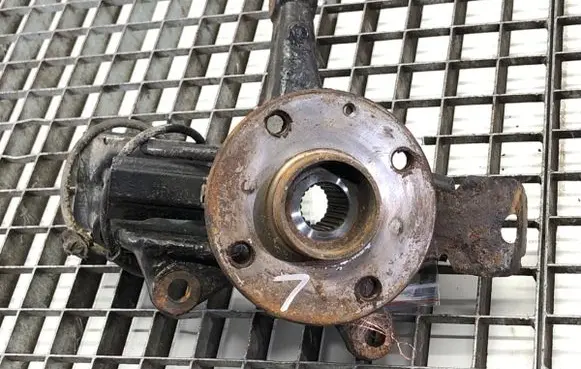 Front wheel hub spindle knuckle