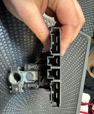 Dacia Sandero III Negative earth cable (battery)