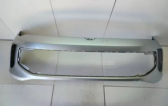 Volkswagen PASSAT B9 Front bumper 3J0807221A