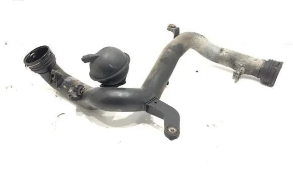 Intercooler hose/pipe