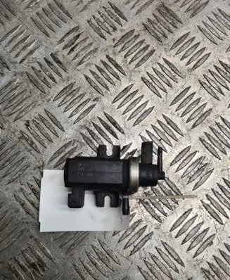 Volkswagen Golf IV Turbo solenoid valve 1H0906627