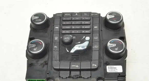 Volvo V70 Climate control unit 30795271