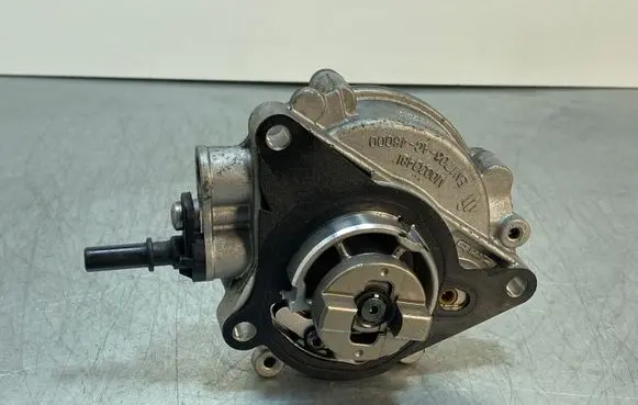 Opel Grandland X Vacuum pump M0033481 EN1706AC46000