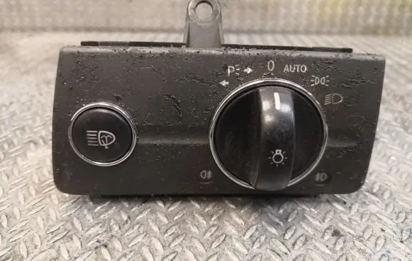 Mercedes-Benz E W211 Light switch 2115450404