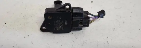 Toyota Yaris Mass air flow meter 2220430010 1974002110 07E11