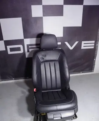 Mercedes-Benz CLS C218 AMG Front driver seat W218