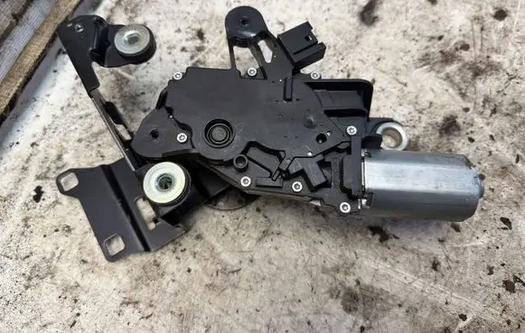 BMW 5 E60 E61 Rear window wiper motor 1397220905