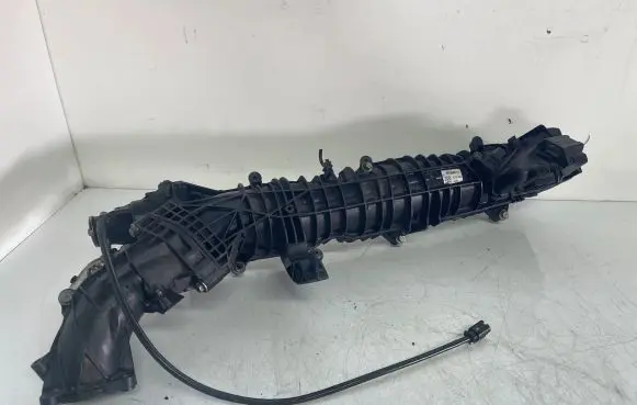 BMW X5 F15 Intake manifold 781190911 7811909 8570791