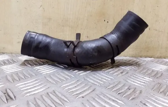 Toyota RAV 4 (XA20) Engine coolant pipe/hose