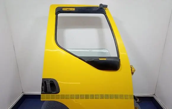 AC 428 Front door 