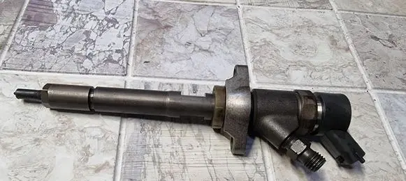 Mazda 3 I Fuel injector 0445110259 328480