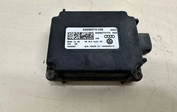 Volkswagen Touareg II Garage door switch 4H0907410A