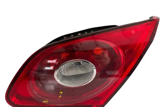 Volkswagen PASSAT CC Tailgate rear/tail lights