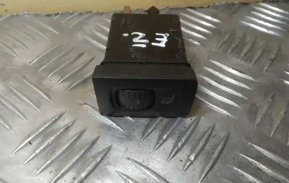 Volkswagen Golf V Seat heating switch 1J0963564B