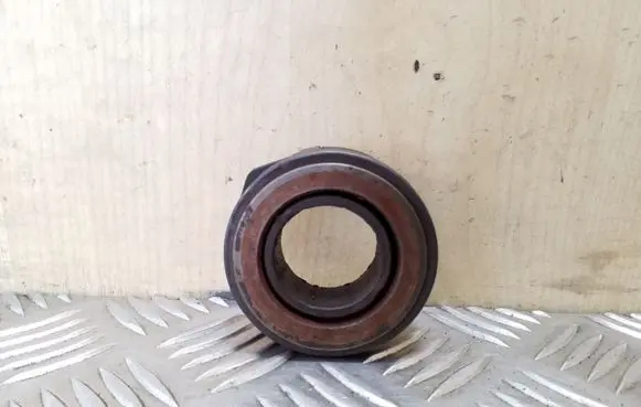 Volkswagen Transporter - Caravelle T4 clutch release bearing 3151000388