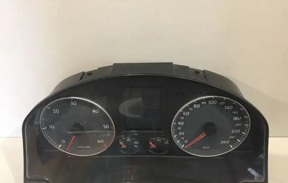 Volkswagen Golf V Speedometer (instrument cluster) 1K0920864B