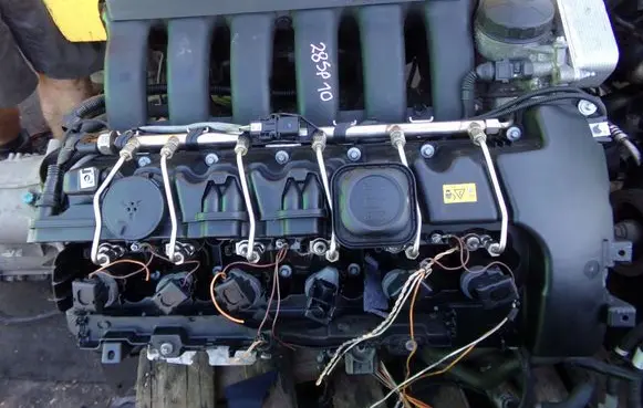 BMW 5 E60 E61 Engine N53B30A 28SP10