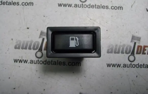 Toyota Avensis T250 Fuel tank opening switch 156795