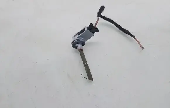 Volkswagen Golf V Interior temperature sensor 4B0820539