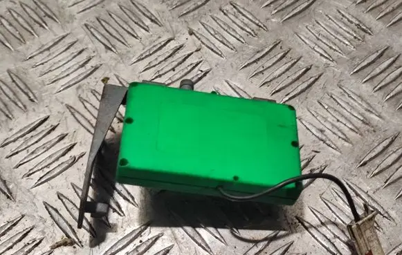 Volvo V70 Antenna control unit 9459222