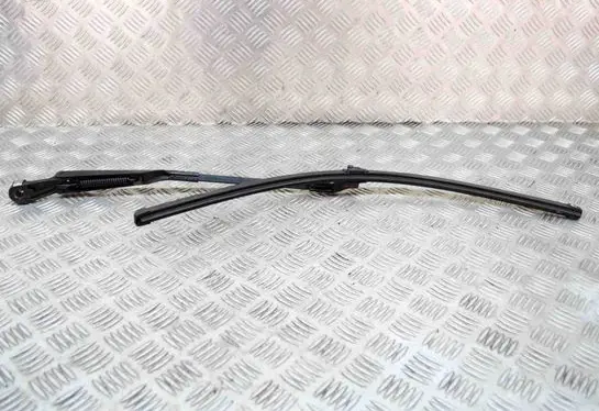 Mercedes-Benz S W220 Windshield/front glass wiper blade A2208201744