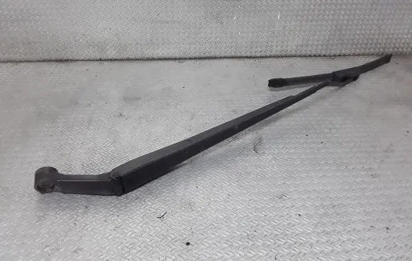 Toyota Corolla Verso AR10 Windshield/front glass wiper blade 