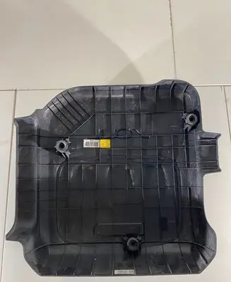 KIA Soul Engine cover (trim)