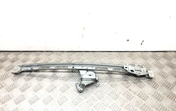Mercedes-Benz A W168 Front door manual window regulator 