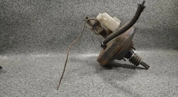 BMW 5 E34 Brake booster 34331157984