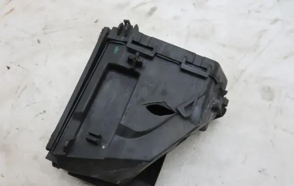 Fiat 500X Fuse box cover