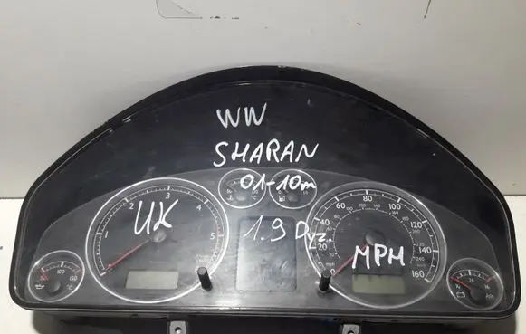Volkswagen Sharan Speedometer (instrument cluster) 7M3920940N